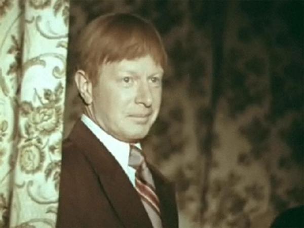 Молодой Альберт Филозов в фильме «История одного подзатыльника» (1980 г.)