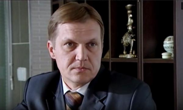На фото: актер Александр Саюталин