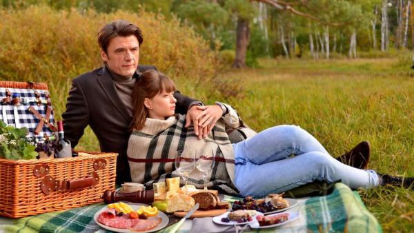 В фильме «Помощница»