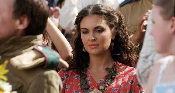 Кадр из сериала «Цыганки»