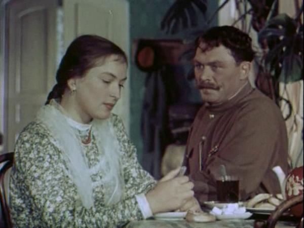 Клара Лучко и Сергей Лукьянов в фильме «Кубанские казаки»