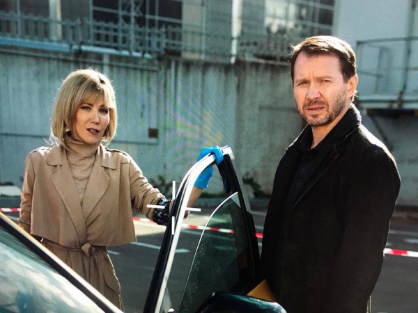 Евгений Миронов и Ирина Вальц в сериале «Пробуждение»