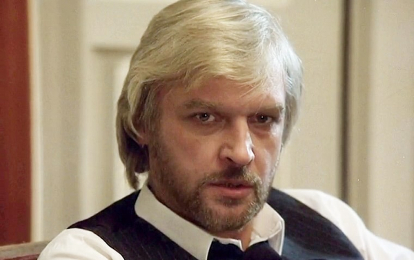 Александр Мартынов