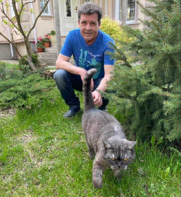 Сергей Дорогов на даче